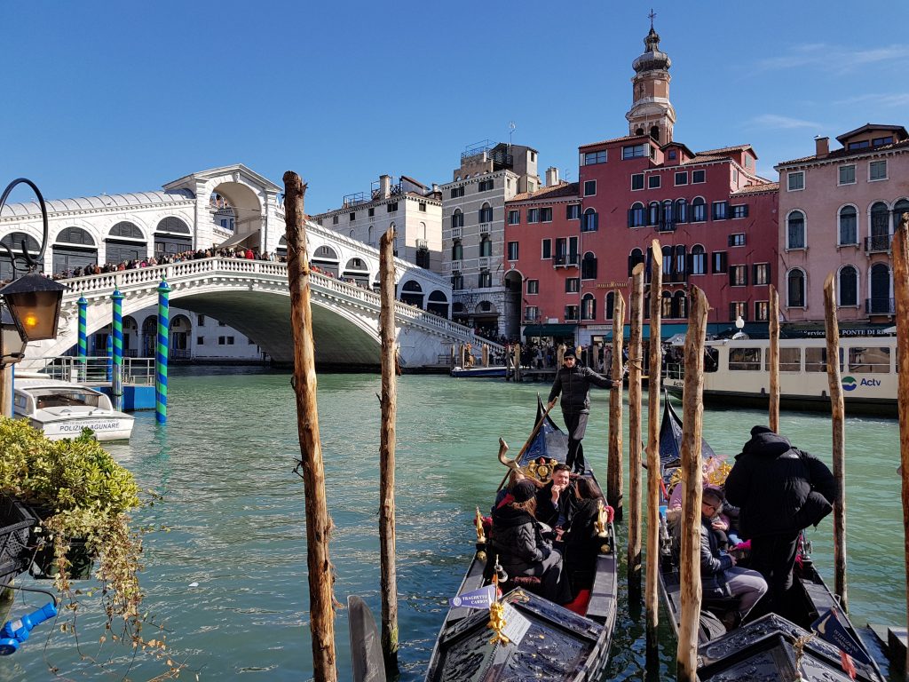 Cosa vedere a Venezia in un giorno: il ponte di Rialto