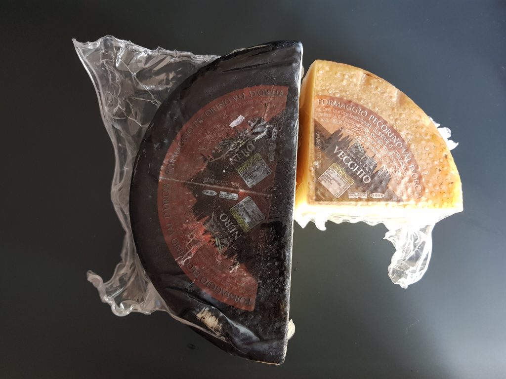 I pecorini del caseificio Val d'Orcia