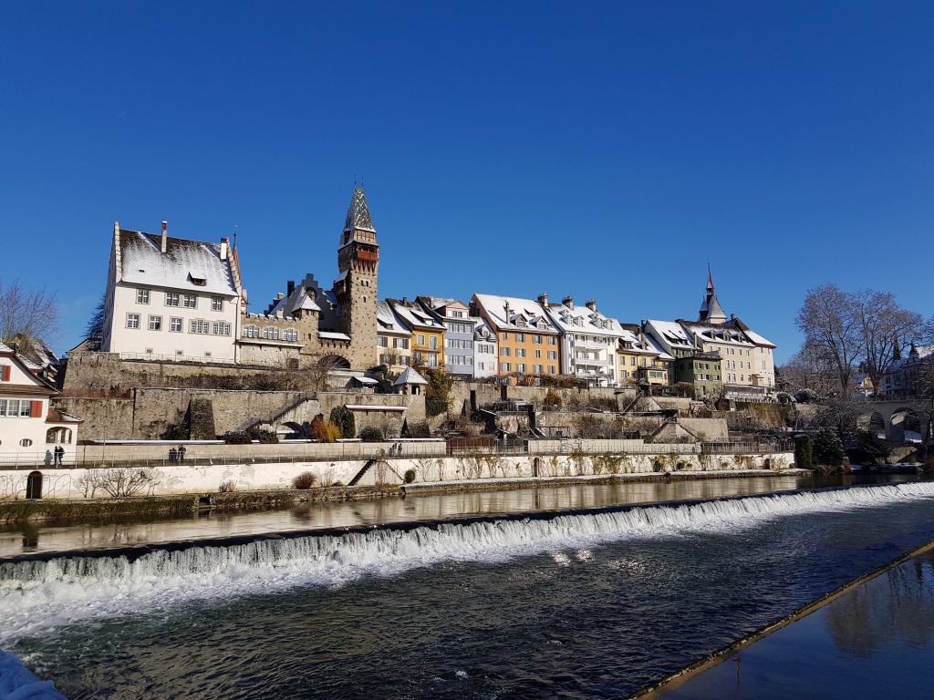 Visitare Bremgarten: il Muri-Amthof visto dal Reuss