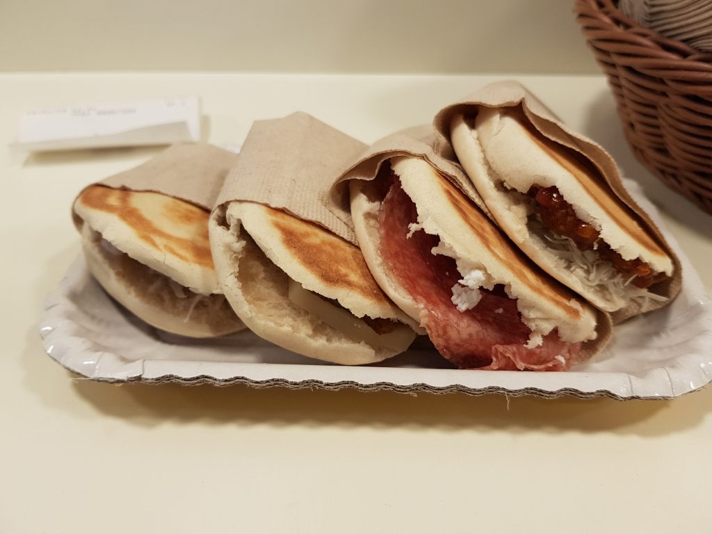 pranzo a Bologna low cost e tigelle di Tigelleria Tigellino