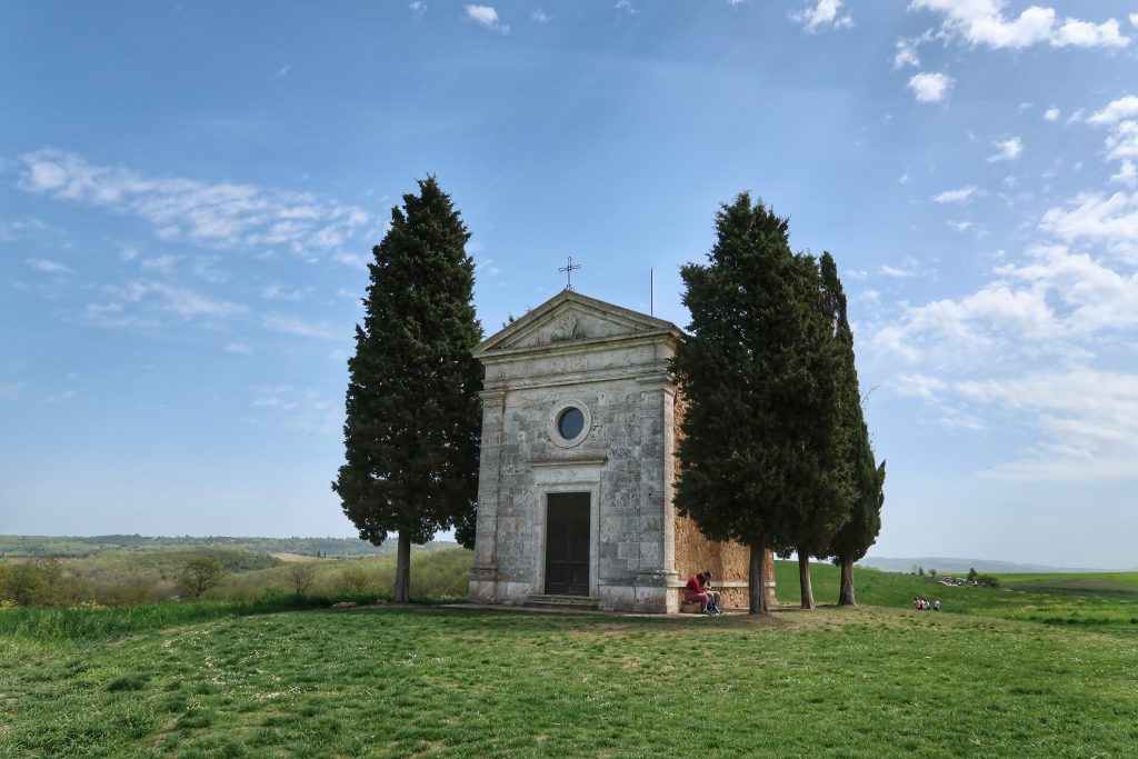 luoghi instagrammabili della Val d'Orcia: la Cappella della Madonna di Vitaleta