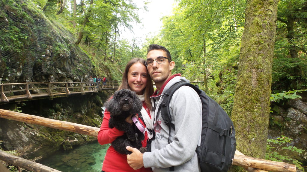 La Gola di Vintgar con il cane