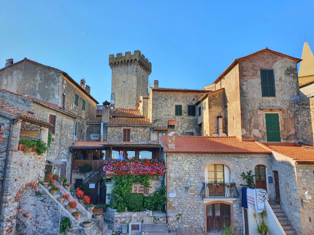 Cosa vedere in Maremma: il borgo di Capalbio