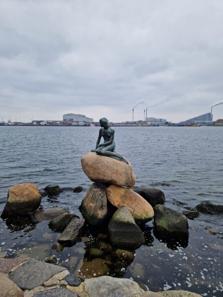 cosa vedere a copenaghen: la sirenetta